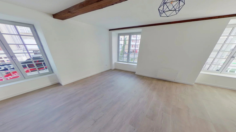 Ma-Cabane - Location Appartement Montbrison, 85 m²