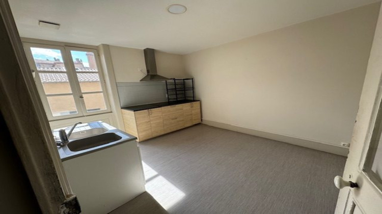 Ma-Cabane - Location Appartement Montbrison, 47 m²