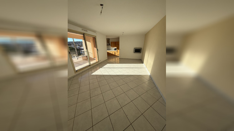 Ma-Cabane - Location Appartement MONTBRISON, 76 m²