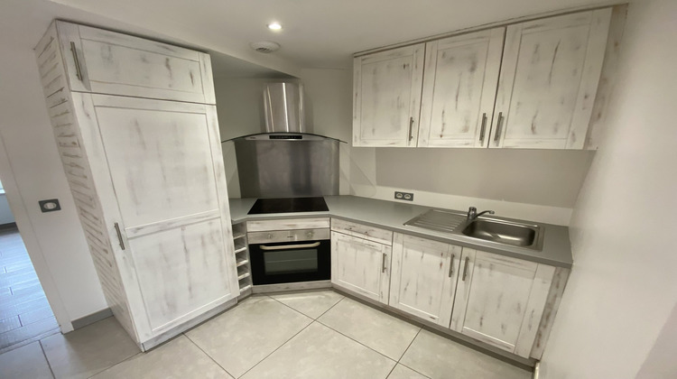 Ma-Cabane - Location Appartement MONTBRISON, 40 m²