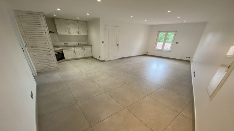 Ma-Cabane - Location Appartement MONTBRISON, 40 m²
