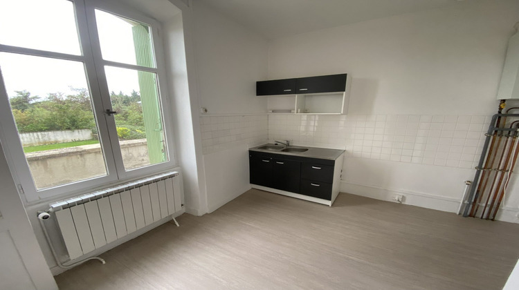 Ma-Cabane - Location Appartement MONTBRISON, 75 m²