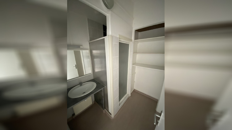 Ma-Cabane - Location Appartement MONTBRISON, 75 m²