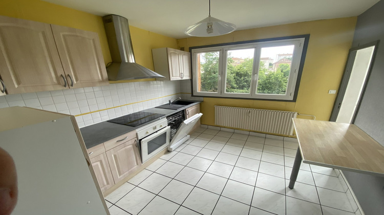 Ma-Cabane - Location Appartement MONTBRISON, 75 m²