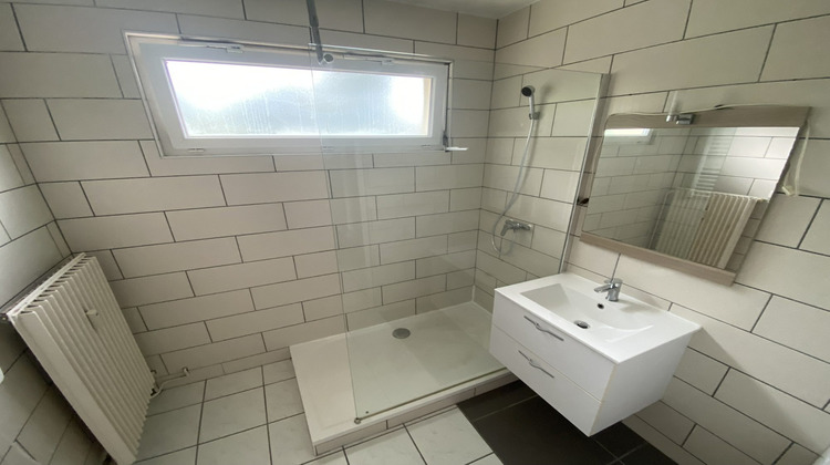 Ma-Cabane - Location Appartement MONTBRISON, 75 m²