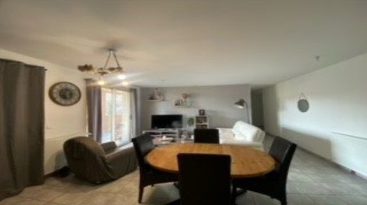 Ma-Cabane - Location Appartement MONTBRISON, 68 m²