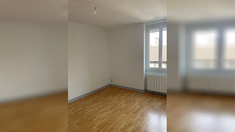 Ma-Cabane - Location Appartement MONTCEAU-LES-MINES, 37 m²