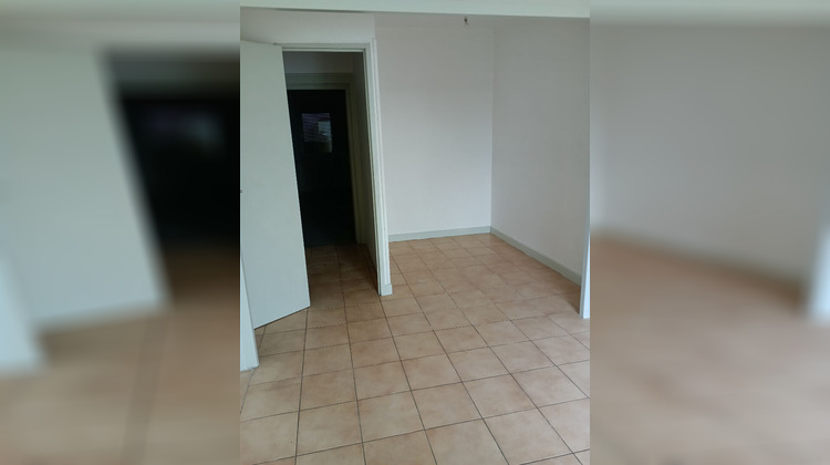 Ma-Cabane - Location Appartement MONTCEAU-LES-MINES, 40 m²