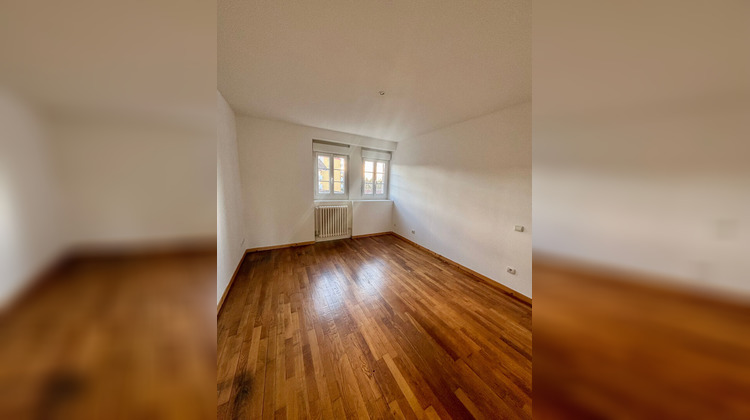 Ma-Cabane - Location Appartement MONTCEAU-LES-MINES, 62 m²