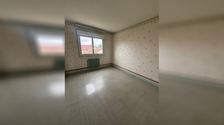 Ma-Cabane - Location Appartement MONTCEAU-LES-MINES, 61 m²