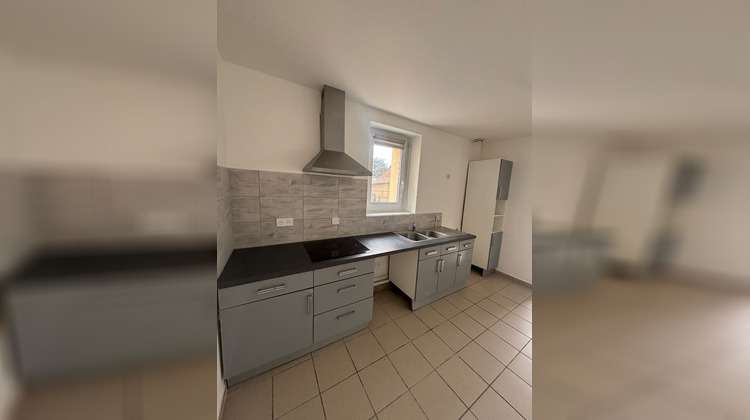 Ma-Cabane - Location Appartement MONTCEAU-LES-MINES, 43 m²