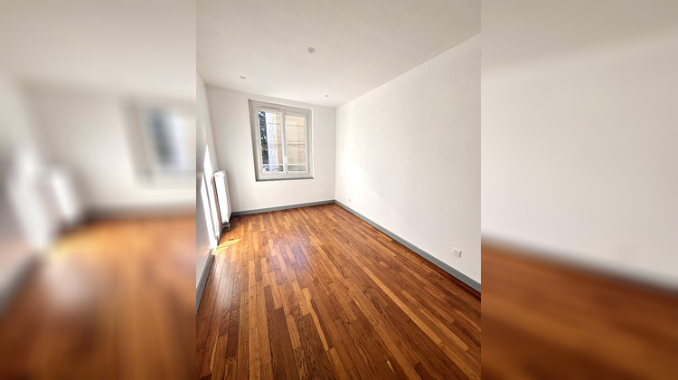 Ma-Cabane - Location Appartement MONTCEAU-LES-MINES, 68 m²