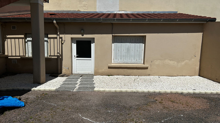 Ma-Cabane - Location Appartement MONTCEAU-LES-MINES, 18 m²