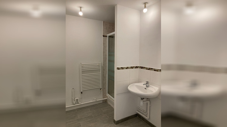Ma-Cabane - Location Appartement MONTCEAU-LES-MINES, 58 m²