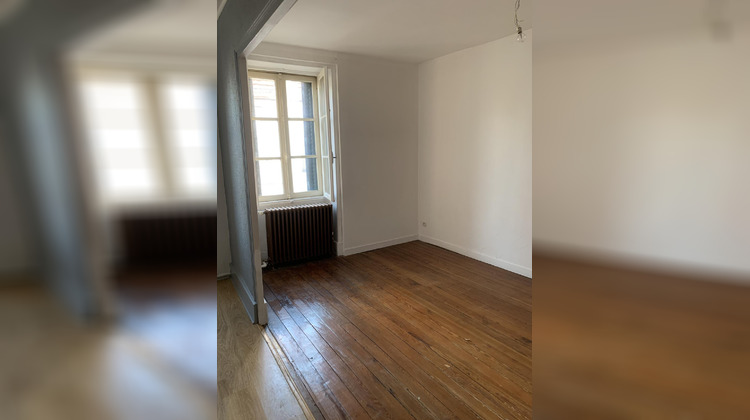 Ma-Cabane - Location Appartement MONTCEAU-LES-MINES, 80 m²