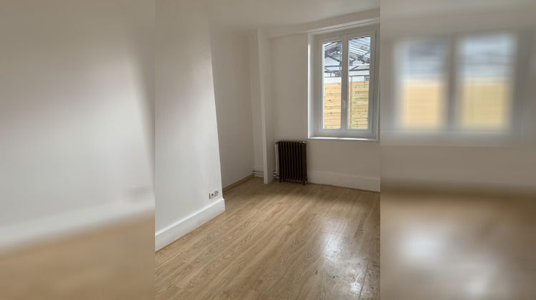 Ma-Cabane - Location Appartement MONTCEAU-LES-MINES, 80 m²