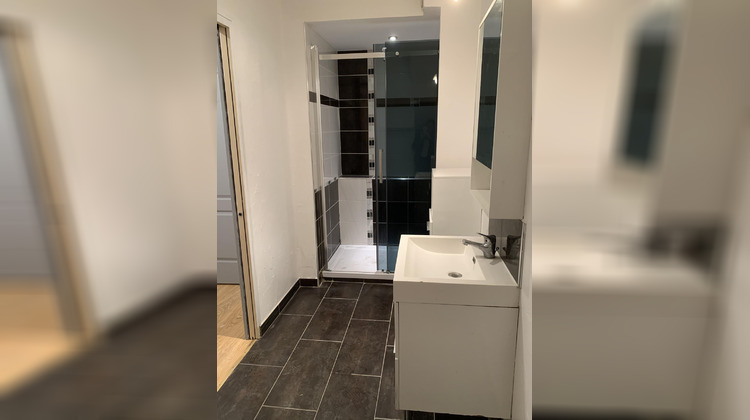 Ma-Cabane - Location Appartement MONTCEAU-LES-MINES, 80 m²