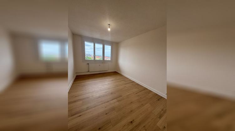 Ma-Cabane - Location Appartement MONTCEAU-LES-MINES, 64 m²
