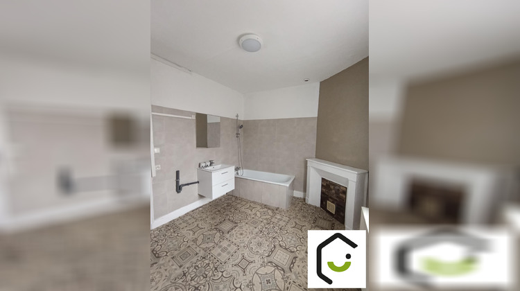 Ma-Cabane - Location Appartement MONTDIDIER, 66 m²