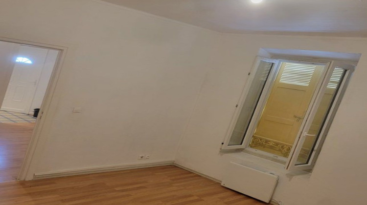 Ma-Cabane - Location Appartement MONTEREAU FAUT YONNE, 35 m²