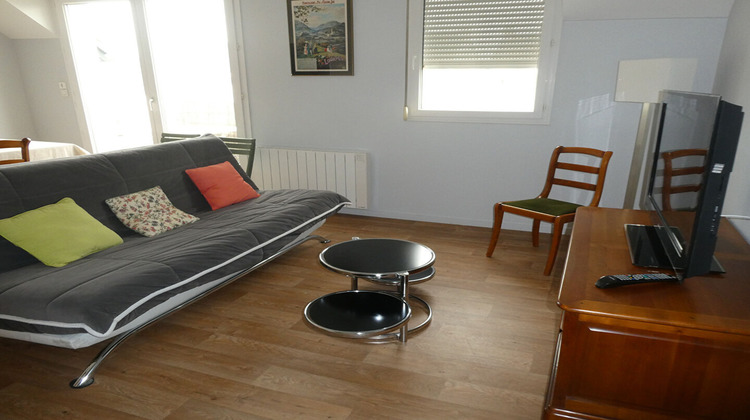 Ma-Cabane - Location Appartement MONTGERMONT, 62 m²