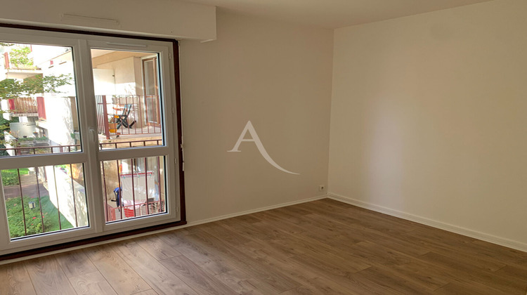 Ma-Cabane - Location Appartement MONTGERON, 81 m²