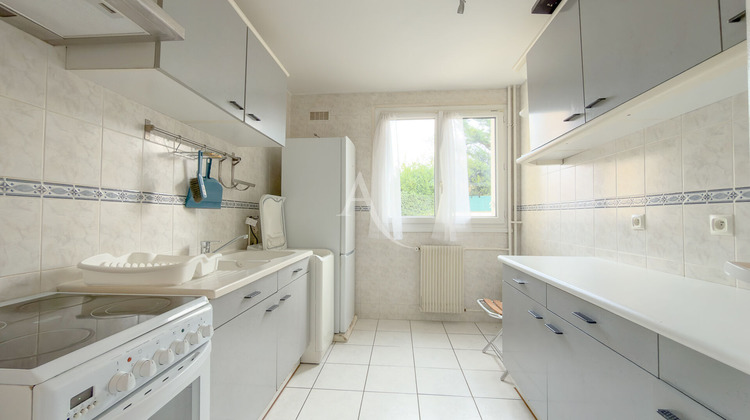 Ma-Cabane - Location Appartement MONTGERON, 50 m²