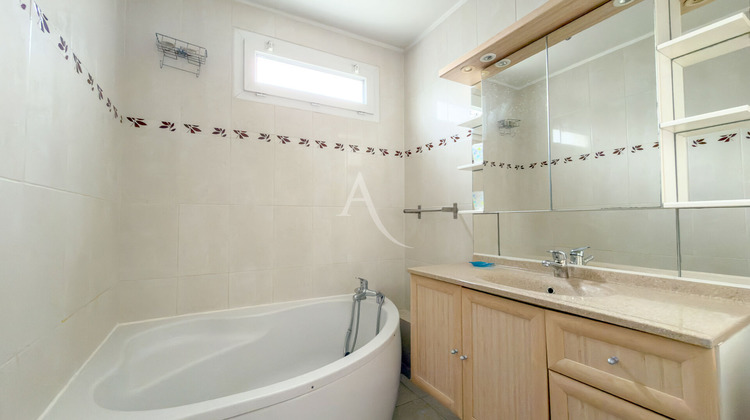 Ma-Cabane - Location Appartement MONTGERON, 50 m²