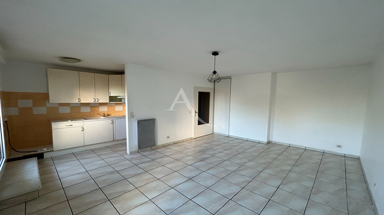 Ma-Cabane - Location Appartement MONTGERON, 25 m²