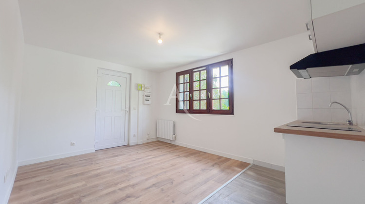 Ma-Cabane - Location Appartement MONTGERON, 27 m²