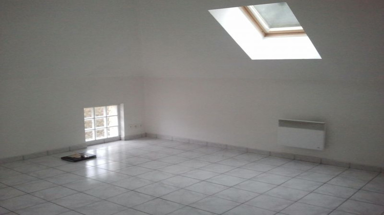 Ma-Cabane - Location Appartement MONTHOU-SUR-BIEVRE, 17 m²