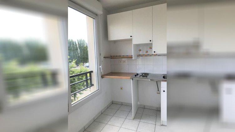 Ma-Cabane - Location Appartement MONTIGNY-LE-BRETONNEUX, 25 m²