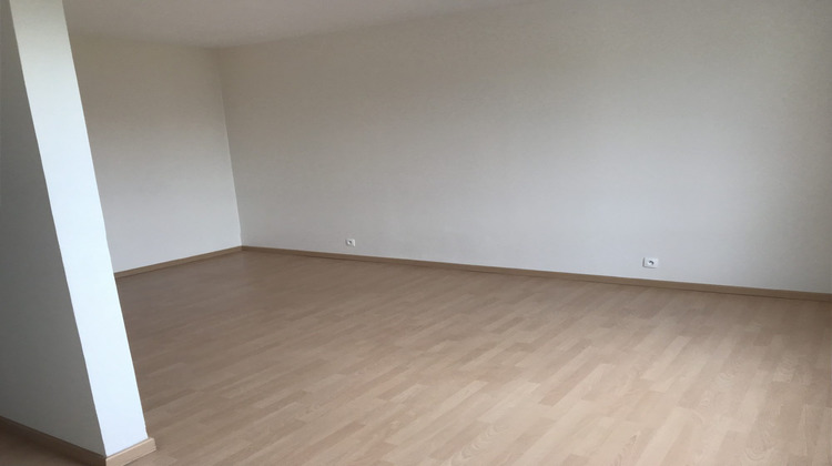 Ma-Cabane - Location Appartement Montigny-le-Bretonneux, 33 m²