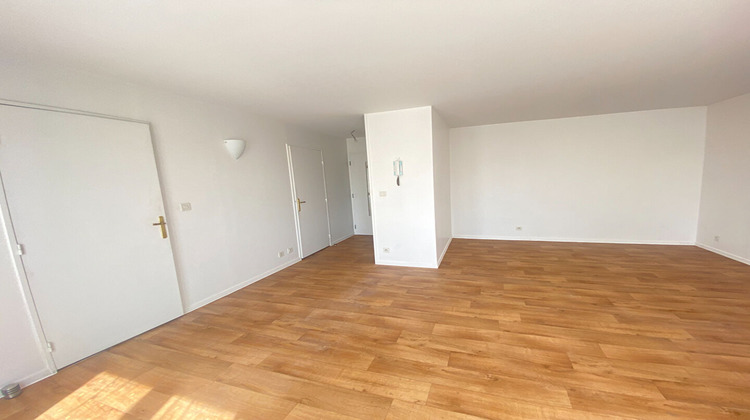 Ma-Cabane - Location Appartement MONTIGNY-LE-BRETONNEUX, 37 m²