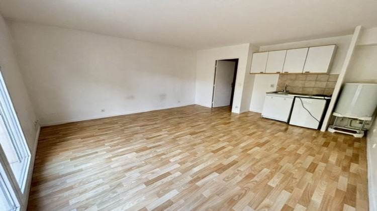 Ma-Cabane - Location Appartement Montigny-le-Bretonneux, 31 m²