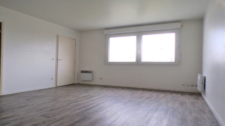 Ma-Cabane - Location Appartement MONTIGNY-LE-BRETONNEUX, 29 m²