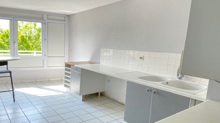 Ma-Cabane - Location Appartement Montigny-le-Bretonneux, 67 m²