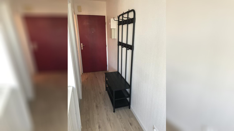 Ma-Cabane - Location Appartement MONTIGNY-LE-BRETONNEUX, 23 m²