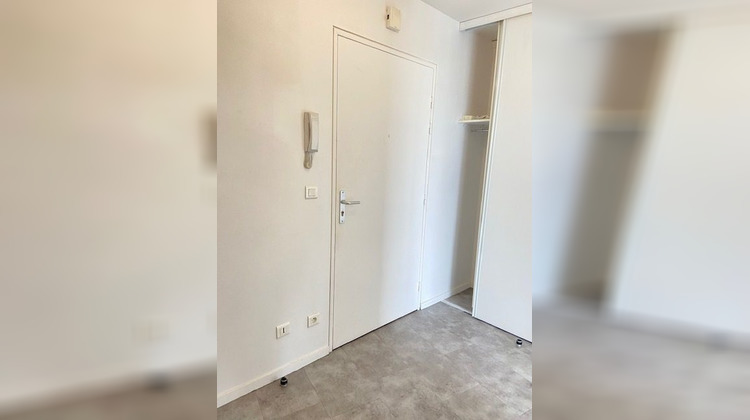 Ma-Cabane - Location Appartement MONTIGNY LE BRETONNEUX, 33 m²