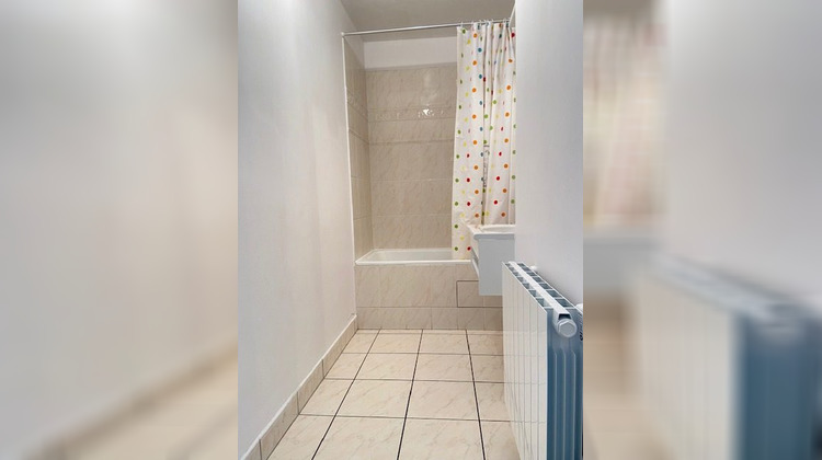 Ma-Cabane - Location Appartement MONTIGNY LE BRETONNEUX, 33 m²