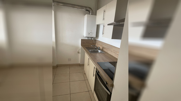 Ma-Cabane - Location Appartement MONTIVILLIERS, 103 m²