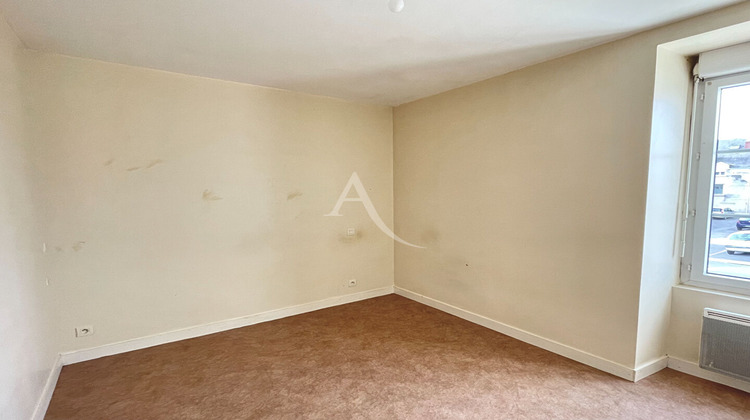 Ma-Cabane - Location Appartement MONTJEAN-SUR-LOIRE, 30 m²