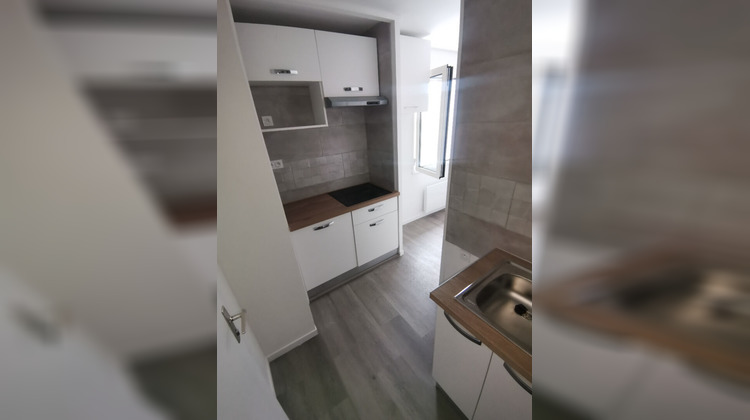 Ma-Cabane - Location Appartement MONTLIGNON, 16 m²