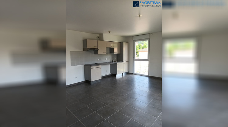 Ma-Cabane - Location Appartement MONTLIGNON, 67 m²