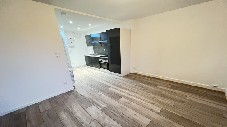 Ma-Cabane - Location Appartement Montluçon, 32 m²