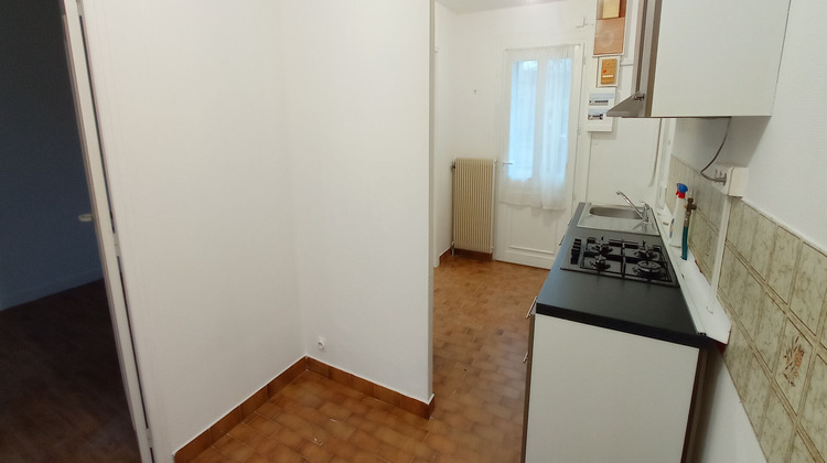 Ma-Cabane - Location Appartement MONTLUCON, 38 m²