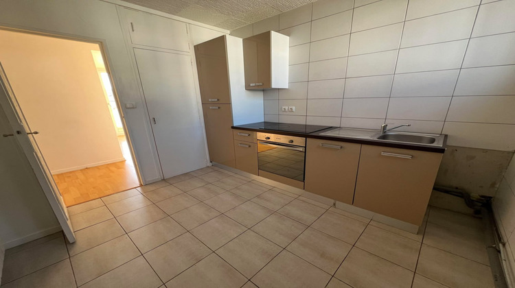 Ma-Cabane - Location Appartement Montluçon, 53 m²