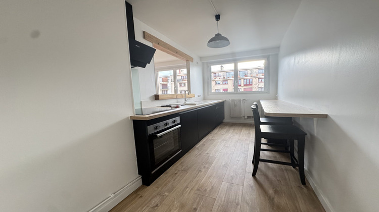 Ma-Cabane - Location Appartement Montluçon, 59 m²