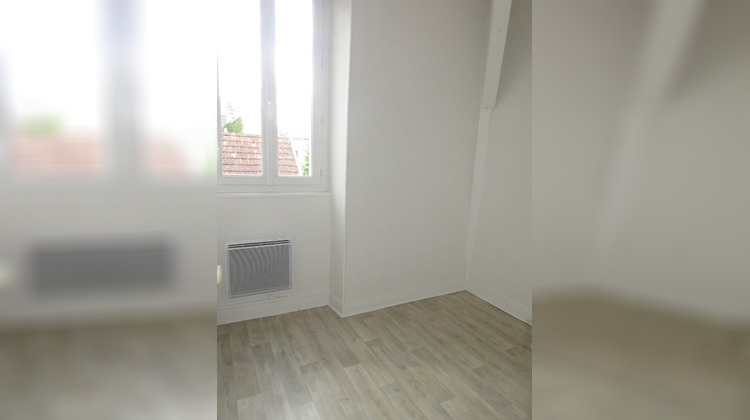 Ma-Cabane - Location Appartement MONTLUCON, 87 m²