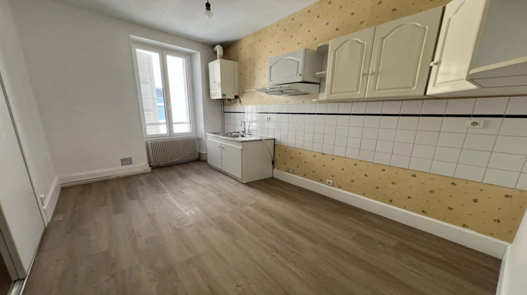 Ma-Cabane - Location Appartement Montluçon, 79 m²